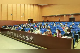 视频｜河西法院85名人民陪审员宣誓就职图片