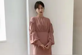 身高根本不是问题！这位日系小个子博主靠穿搭来显高，简约又时髦图片