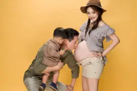 安以轩晒二胎孕照，评论区看肚形猜男女，网友：有一种眼睛叫B超图片