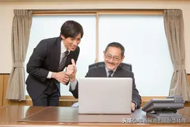 搞笑：谁工作一直点头？脑筋急转弯图片