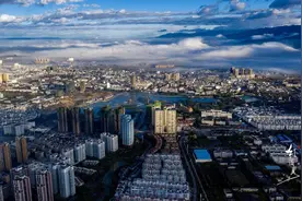 蒙自楼市遇流拍只是偶然，若去年高价地块入市，有多少房价破万？图片