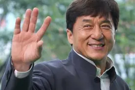 成龙对房祖名宠爱有加，却对私生女不管不顾，缘何成龙如此绝情？图片