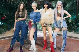 BLACKPINK回归，金智妮精神萎靡，躲避镜头小心翼翼图片