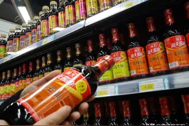 同是酱油，“红烧酱油”和“老抽”有啥区别？选哪种好？涨知识了图片