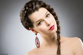 透过三个女人的故事，看全世界女性的命运轨迹图片