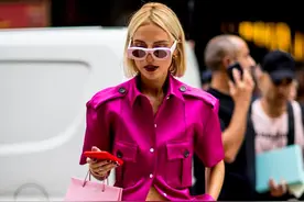 今年“工装衬衫”彻底火了，时尚干练又洋气，明星潮人都跟风图片