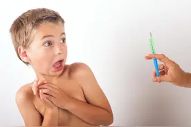 每次输液、抽血都有两个针眼？打针回血是规范操作？这些你知道吗图片