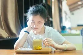 中年男人没有妻子，将会有哪几种体验？看看3个男人的心里话图片