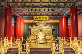 视人生为赌局的王继恩，宋太宗能上位全靠他：搏一搏，单车变摩托图片