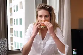 维密超模也会长胖？SanneVloet的四周瘦身食谱图片