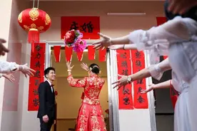 农民的艺术家-勃鲁盖尔《农民的婚礼》图片