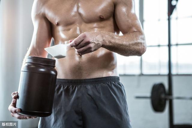 5种健身后常见的运动营养补剂，健身小白的你，一定要看完！