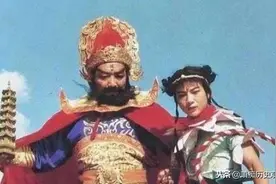 李天王因为这3个原因，心甘情愿收老鼠精为干女儿，值得我们深思图片