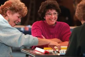 各国老外打麻将集锦，确定不是闹着玩的图片