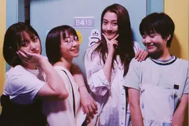 石头李庚希：因爸爸关系签约徐静蕾 出道就演女主 19已是老烟枪？图片