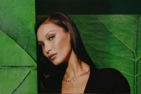 超模贝拉·哈迪德（Bella Hadid）为Ambush品牌拍摄图片