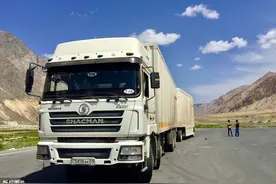 高速收费改革后，为什么大货车都走国道？该怎么解决这个问题图片