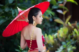 东南亚各国传统服饰，凸显女性气质！！真好看！图片
