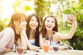 有一种成熟，是收起所谓的面子，学会低头图片