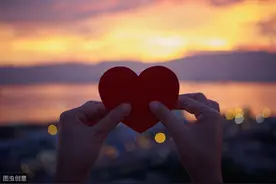 一个男人跟你长期间的暧昧，真相往往是这样的图片