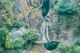 发现不一样的温州丨在百丈飞瀑之巅，解锁山水诗意慢生活图片
