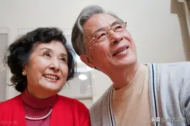 老人宁愿选择养老院，也不愿和子女一起生活，原因让人深思图片