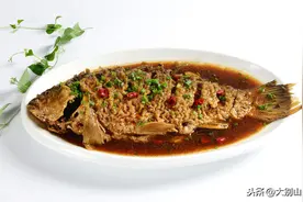 为什么湖北人很少吃鲤鱼，而在北方黄河鲤鱼还是招牌菜图片