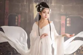 “遍看颖川花，不似师师好”，北宋奇女子李师师是个怎样的人？图片