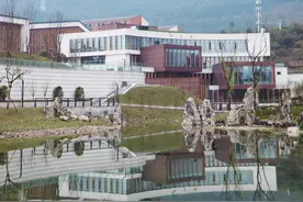 国内又一所大学“改名失败”：不仅知名度下降，录取分数也大跌图片