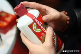 “茅台43度”和“茅台53度”啥区别？哪种适合收藏？涨知识了图片