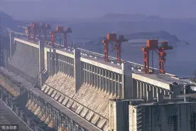 印度大坝花40亿，扬言秒杀20个中国三峡！开闸3秒集体傻眼图片