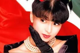老照片：1980年代日本歌姬河合奈保子图片