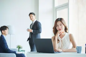 神奇的Ctrl+E键，Excel中一个相见恨晚的快捷键图片