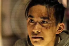 易烊千玺的最佳新人奖有多重要？大概和周杰伦平起平坐了吧图片