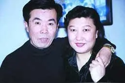 国家一级演员何树成，父亲同居12年情人去世，亲妈让他披麻戴孝图片