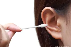 耳朵瘙痒难忍？妙用霍香正气水，轻松搞定！快来试试吧图片