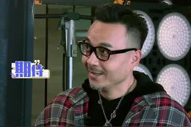 汪涵期待得到王一博的夸奖，满脸写着求表扬，哥哥和弟弟身份互换图片