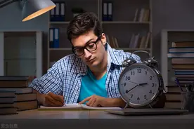 为什么说是不是学霸初中才知道；不给孩子设上限，抱团跟随最省心图片