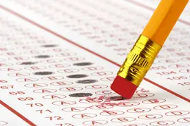 考场情绪失控撕答题卡，是考试压力大还是孩子能力差？图片