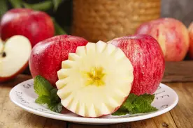 苹果的祖先在新疆图片