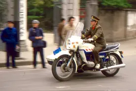 80年代上海老照片：那时已经不是远东第一大城市，图9如今看不到图片