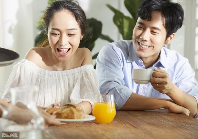 如何辨别男女暧昧关系?看三点