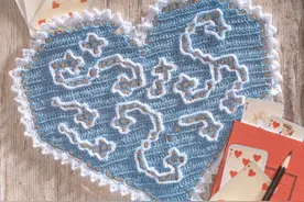 「钩编图解」扑克牌四种花色造型的垫子编织图解图片