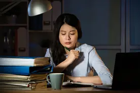 为什么晚上不睡叫耗伤阳气，早上不起叫封杀阳气图片