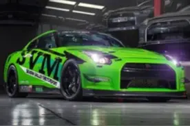 曾经拥有全球最快称号的日产GT-R R35，最高时速高达416公里/小时图片