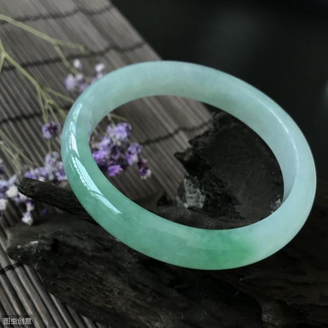 翡翠的优化处理及其鉴定特征，收藏备查