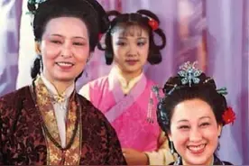 王夫人和薛姨妈，谁真心疼爱黛玉？一场大病将两人测试得明明白白图片
