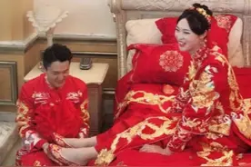 婚鞋只能是高跟鞋  NO！平底婚鞋一样很美图片