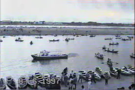 这是1997年哈尔滨结婚录像里截取的图片