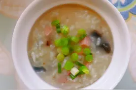 还在用肉做皮蛋粥？教你这样做，比放肉好吃还省事图片